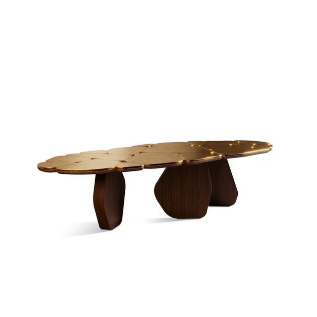 The Anta da Arca Dining Table has distinctive details that make it a delicate combination between the best-handcrafted...