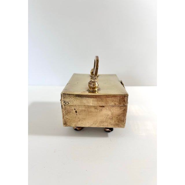 Vintage Brass Locking Box With Handle – Small Jewelry Casket, Desk Valet or Decorative Trinket Box For Sale - Image 4 of 9