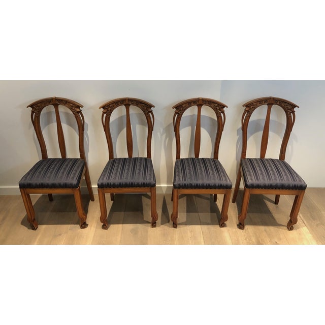 Early 20th Century Set of 4 cherry wood chairs decorated with flowers and plants. For Sale - Image 12 of 12