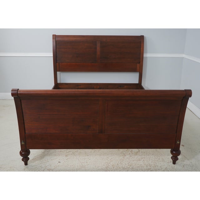 Age: Approx: 25 Years Old Details: Light Factory Distressed Finish no.260 British Classics Collection Quality Construction...