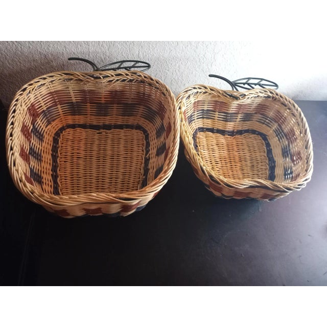 Contemporary Apple Shaped Nesting Bamboo Baskets Set of 2 For Sale - Image 3 of 7
