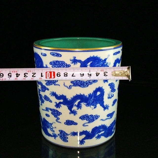 Late 20th Century Vintage Blue & White Porcelain Dragon Brush Pot With Green Interior For Sale - Image 5 of 9
