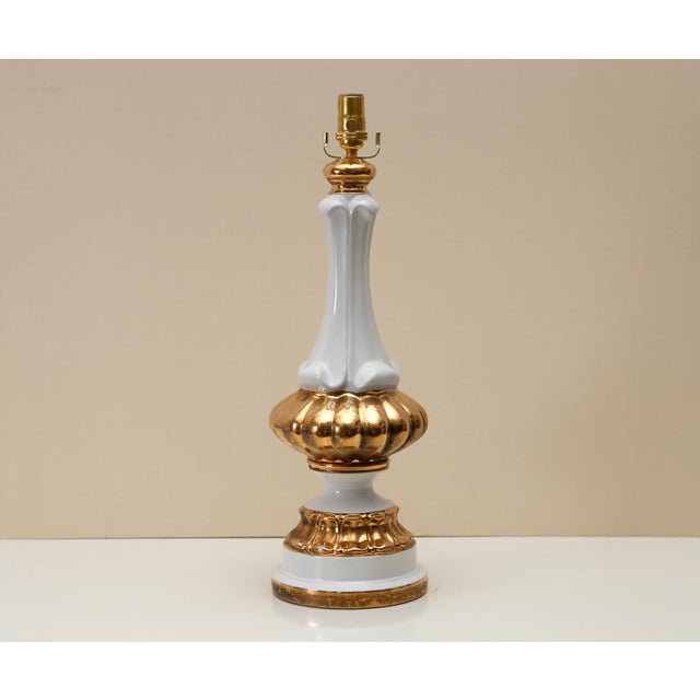 Stunning and impressive vintage ceramic table lamp, circa 1950 - 1970 attributed to Marbro with rich metallic gold gilding...
