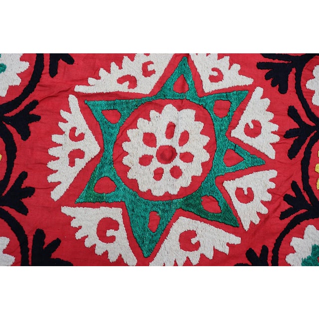 Vintage Hand-Embroidered Suzani Wall Hanging, 1920s For Sale - Image 17 of 18