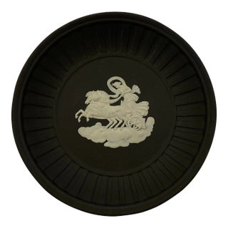 Vintage 1970s Wedgwood Cream on Black Jasperware Fluted Tray - Aurora For Sale