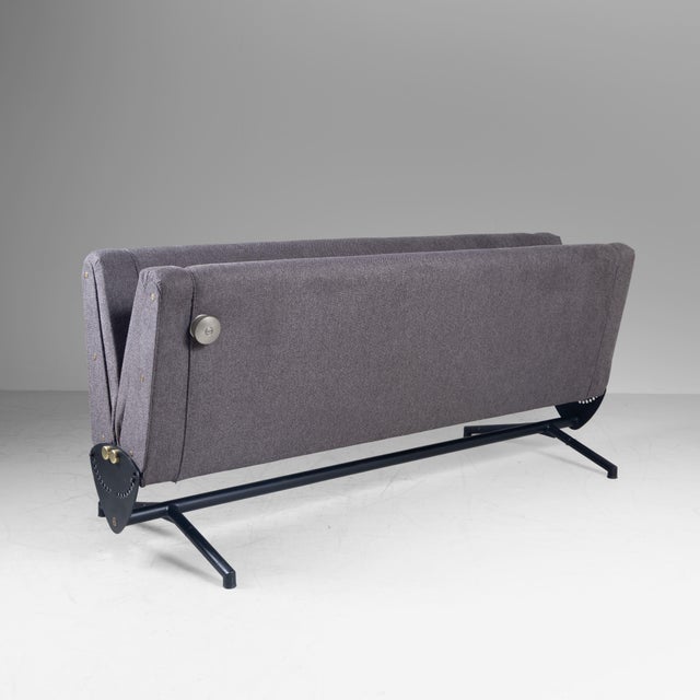 D70 Sofa by Osvaldo Borsani for Tecno, 1970s For Sale - Image 11 of 14