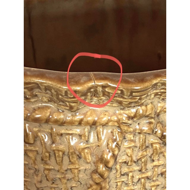 Tan Mid 20th Century McCoy Burlap Sack Form Ceramic Planter Jardiniere Model 1629 For Sale - Image 8 of 11