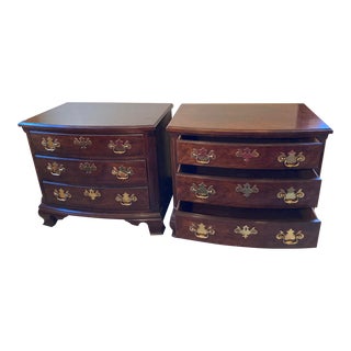 Late 20th Century Vintage Henredon Cherry Bowfront Bedside Chests - a Pair For Sale