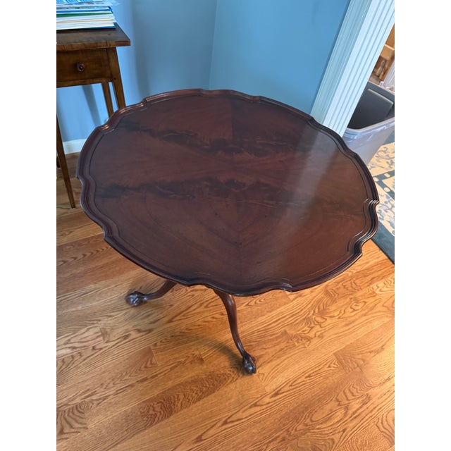 1920s Antique Mahogany Tilt-Top Pie Crust Tea Table - Claw Feet For Sale - Image 5 of 5