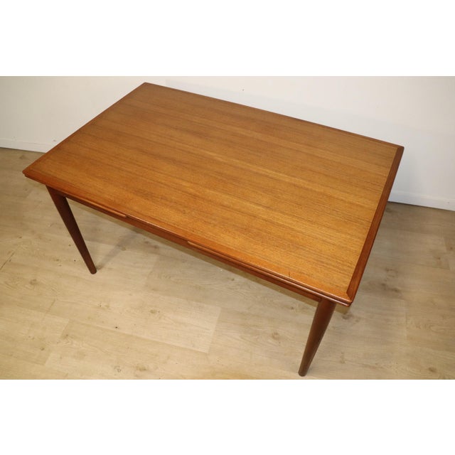 Vintage Scandinavian Extendable Danish Teak Dining Table, 1960 For Sale - Image 9 of 18
