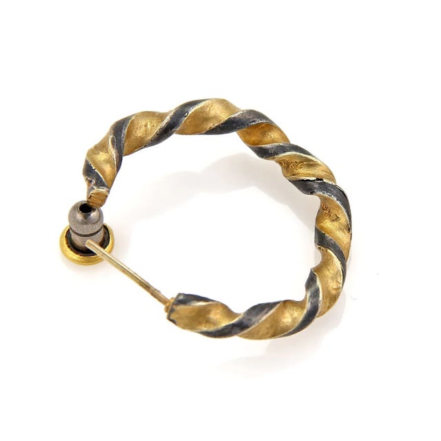 Gurhan Midnight Sterling & 24k Gold Twisted Hoop Earrings For Sale - Image 4 of 9