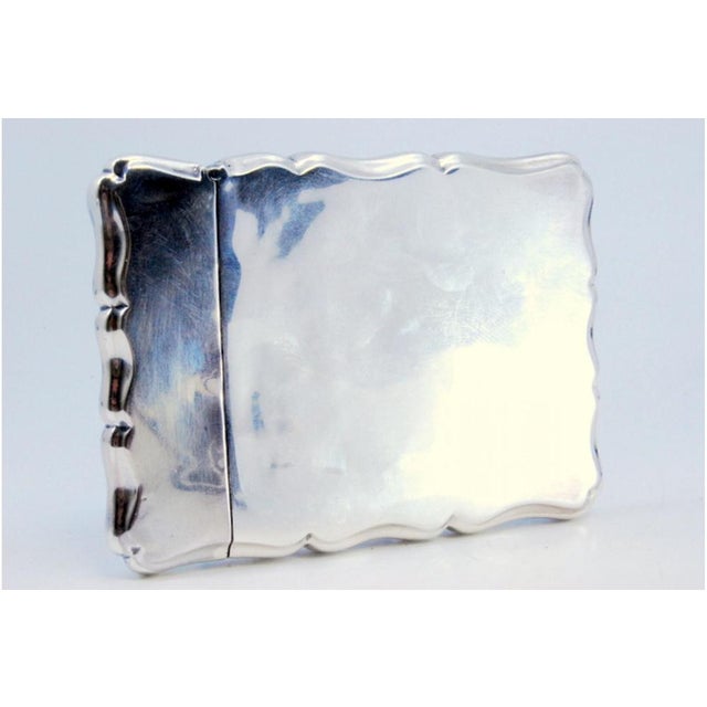 Plain Silver Card Case with Central Monogram Application and Wavy Contours For Sale - Image 4 of 9