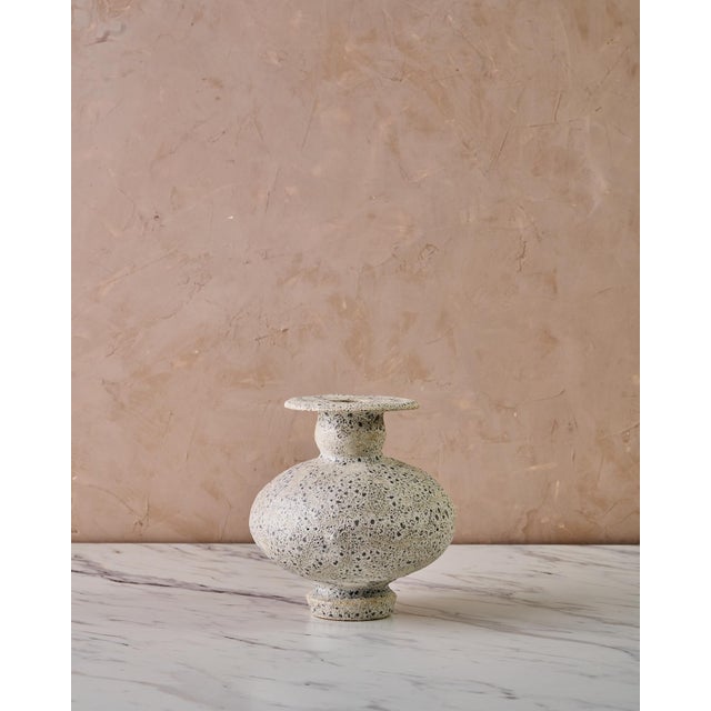 Handcrafted "Calpide Granito" Decorative Vase by Canoa Lab in Speckled Gray Stoneware For Sale - Image 4 of 6