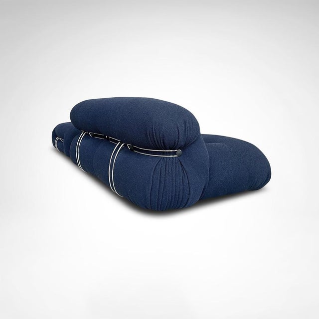 Cassina Soriana 2-Seater Sofa and Ottoman by Tobia and Afra Scarpa for Cassina, 2010s, Set of 2 For Sale - Image 4 of 11