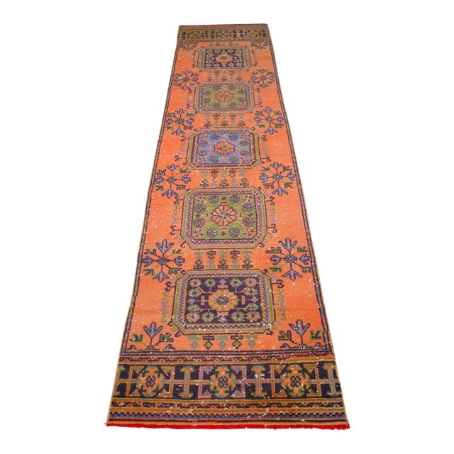 Distressed Oushak Runner Rug Taupe Background Hallway - 2'9″ X 11'1″ For Sale