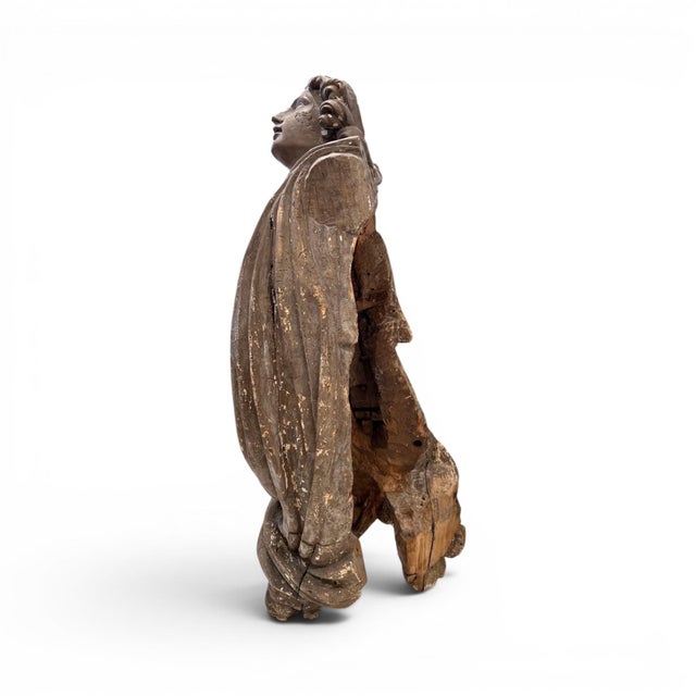 Traditional 17th Century Belgian Linden Wood Statue of Mary Magdalene For Sale - Image 3 of 6