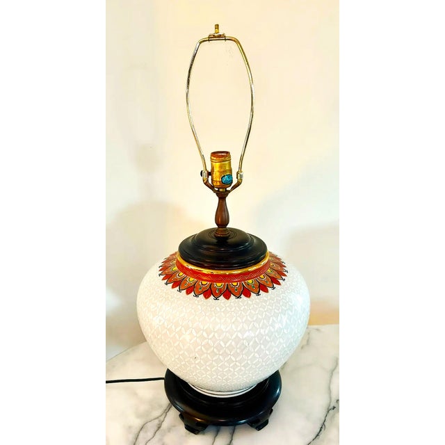 Transitional Wildwood Mid‑Century Ceramic Lamp With Carved Wood Base, Hand‑Painted For Sale - Image 3 of 14