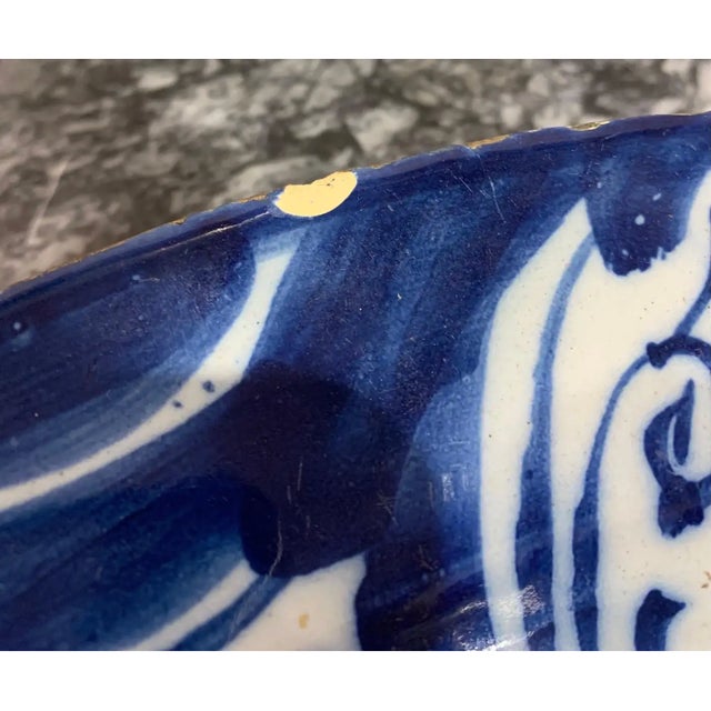18th Century Hand Painted Dutch Delft Platter For Sale - Image 10 of 10