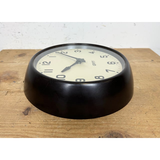 Vintage Brown Bakelite Wall Clock by Gents of Leicester, 1950s For Sale - Image 14 of 17
