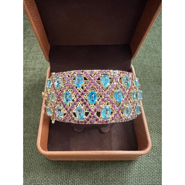 Bochic "Capri" Amethyst & Blue Topaz Gem & Cuff Set In 18K Gold & Silver For Sale - Image 9 of 18