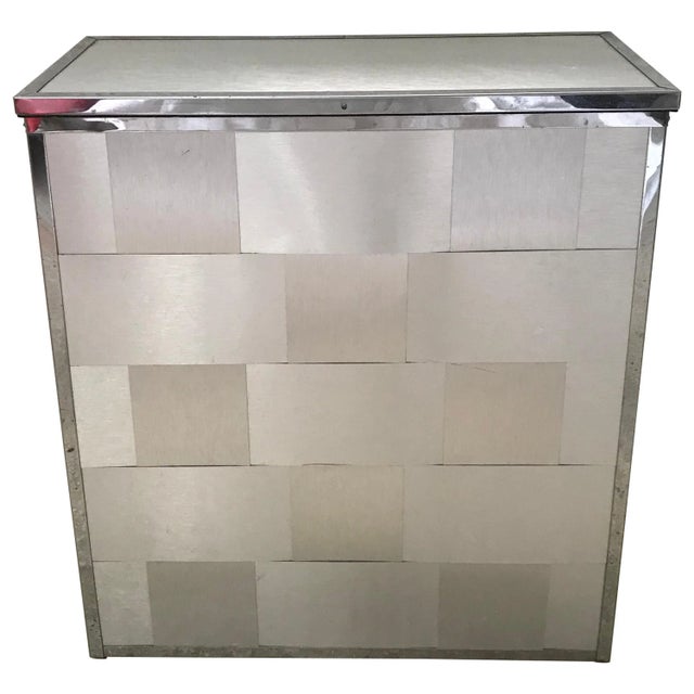 Silver Woven Aluminum Laundry Hamper Chest For Sale - Image 8 of 8