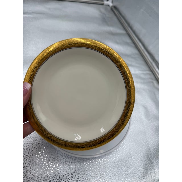 Early 1900s Hutschenreuther Porcelain China Margarete Germany Us Zone Dinnerware Set- 141 Pieces For Sale - Image 9 of 17