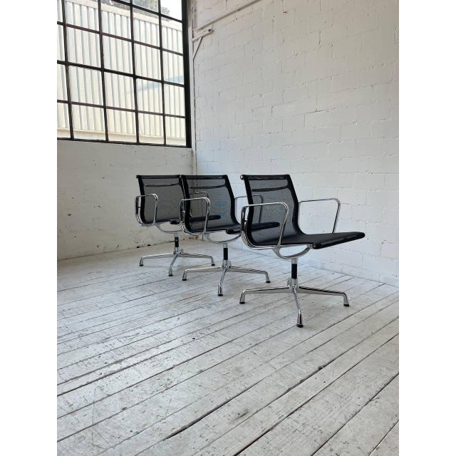1990s EA 108 Chair by Charles & Ray Eames for Vitra, 1990 For Sale - Image 5 of 15