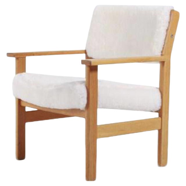 Lounge Chair by Hans Wegner for Getama For Sale