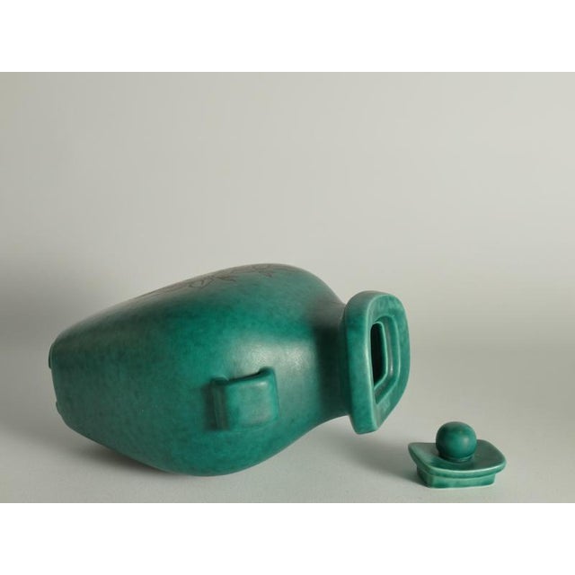 Gustavsberg Art Deco Green Lidded Vase by Wilhelm Kåge for Gustavsberg, 1956 For Sale - Image 4 of 18