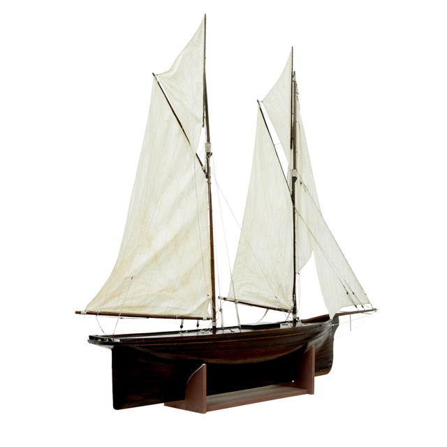 Late 19th Century Scale Model of a Wooden Boat, 1890s For Sale - Image 4 of 12