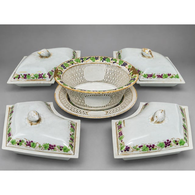 6 Pc, Chinese Export "Grapevine" Reticulated Porcelain Dessert Service, C. 1800 For Sale - Image 4 of 8