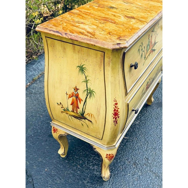 Paint Decorated Italian Chinoiserie Style Bombe Commode For Sale In Savannah - Image 6 of 11