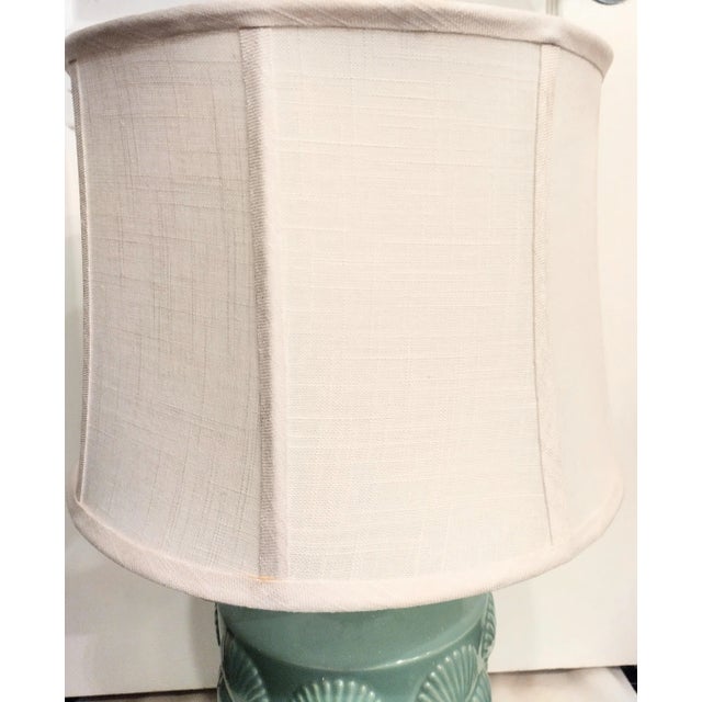Coastal Vintage Large Coastal Ceramic Seashell Design Pale Green White Shade Table Lamp For Sale - Image 3 of 9