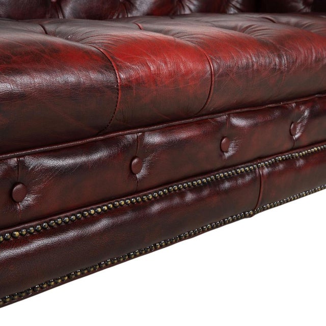 Red Chesterfield Three-Seater Sofas in Leather, Set of 2 For Sale - Image 8 of 18