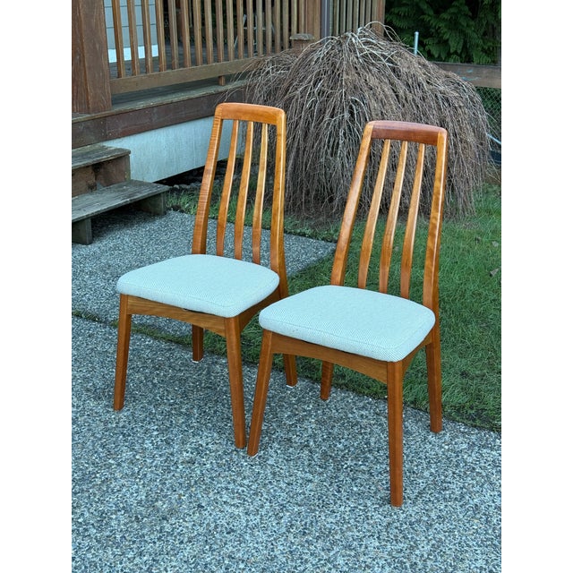 1990s Mid Century Modern Danish Teak Dining Chairs For Sale - Image 4 of 7
