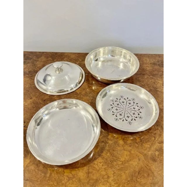Late 19th Century Victorian Silver Plated Entree Dishes, 1880s, Set of 2 For Sale - Image 5 of 6