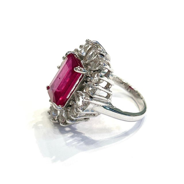 Bochic "Orient" Emerald Cut Ruby & White Topaz Ring Set In 18K Gold & Silver For Sale - Image 12 of 18