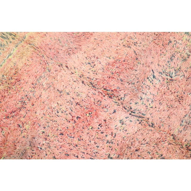 Early 20th Century Bright Pink Moroccan Minimalist Rug - 6'6" x 9'1" For Sale In New York - Image 6 of 10