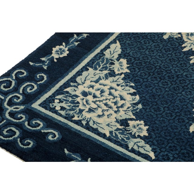 2010s Antique Chinese Peking Art Deco Rug in Blue With Ivory Floral Medallions For Sale - Image 5 of 7
