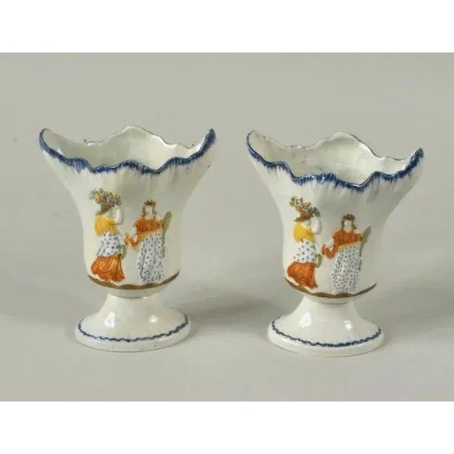 Traditional 1790 Century Neoclassical English George III Staffordshire Creamware Prattware Vases - A Pair For Sale - Image 3 of 9