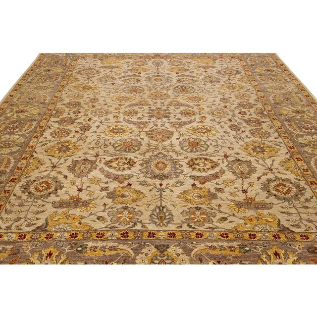 Handmade Paki Peshawar Wool Rug in Beige With Floral Design For Sale In New York - Image 6 of 10
