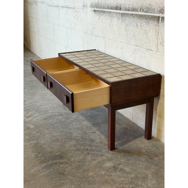 Rosewood 2-Drawer Entryway Console Table With Geometric Tiled Top Mid-Century Modern 1960s For Sale - Image 4 of 11