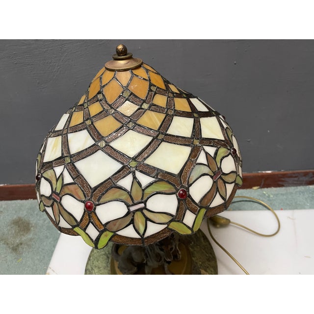 Vintage Dog Table Lamp in the style of Tiffany with Marble Base, 1950s For Sale - Image 11 of 12