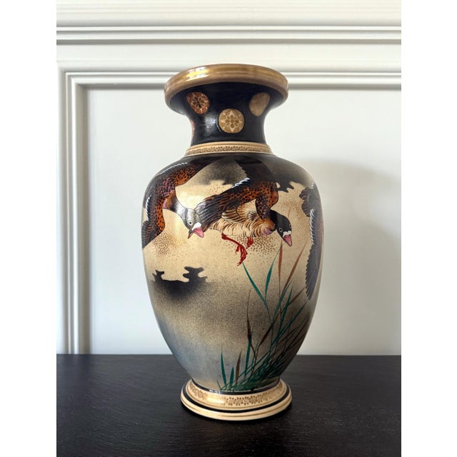 Late 19th Century Large Japanese Ceramic Vase with Flying Autunm Geese by Kinkozan Studio For Sale - Image 5 of 17