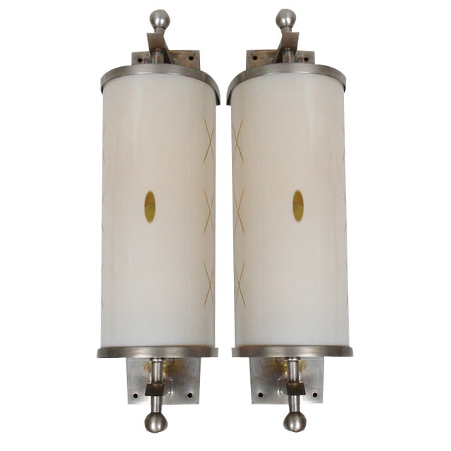 Art Deco Wall Lights in Nickel-Plating, 1930s, Set of 2 For Sale