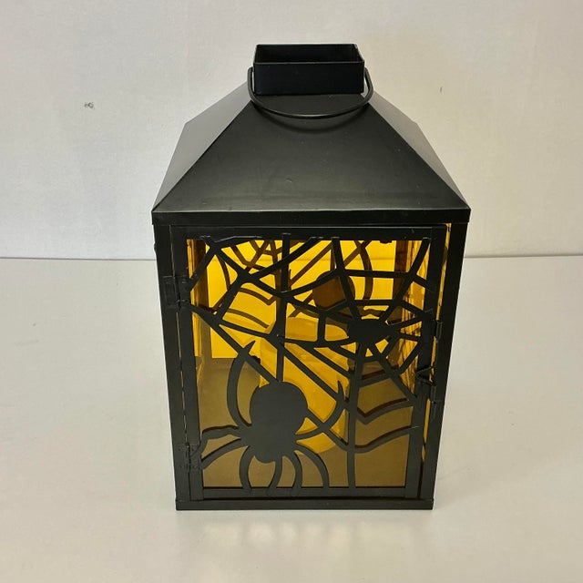 1980s Vintage Boho Chic Americana Halloween Spider Web Tole Lantern Candleholder. For Sale - Image 4 of 11