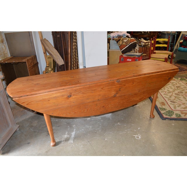 English Vintage Large Oval Rustic Pine Wood Drop Leaf Dining Table W/ Shapely Feet For Sale - Image 3 of 18