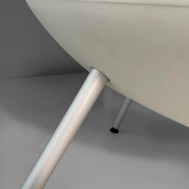 Italian Modern White Plastic Ploof Sofa by Philippe Starck for Kartell, 2000s For Sale - Image 14 of 18