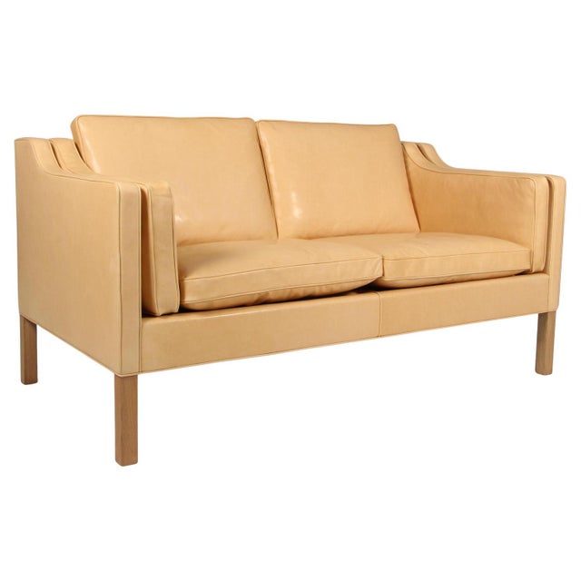 Vintage Two-Seat Sofa in Sahara Vacona Leather by Børge Mogensen, 1960s For Sale - Image 9 of 9
