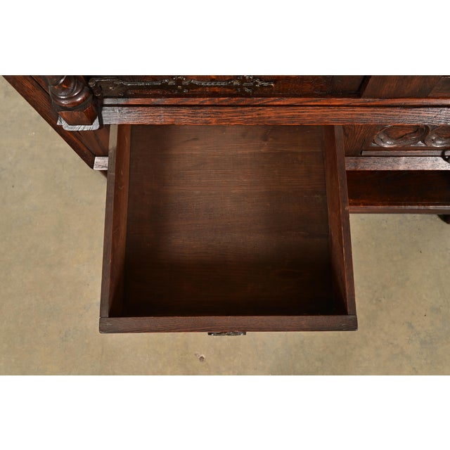 Antique French Gothic Revival Oak Bar Cabinet With Carved Figures, Circa 1890s For Sale In South Bend - Image 6 of 15